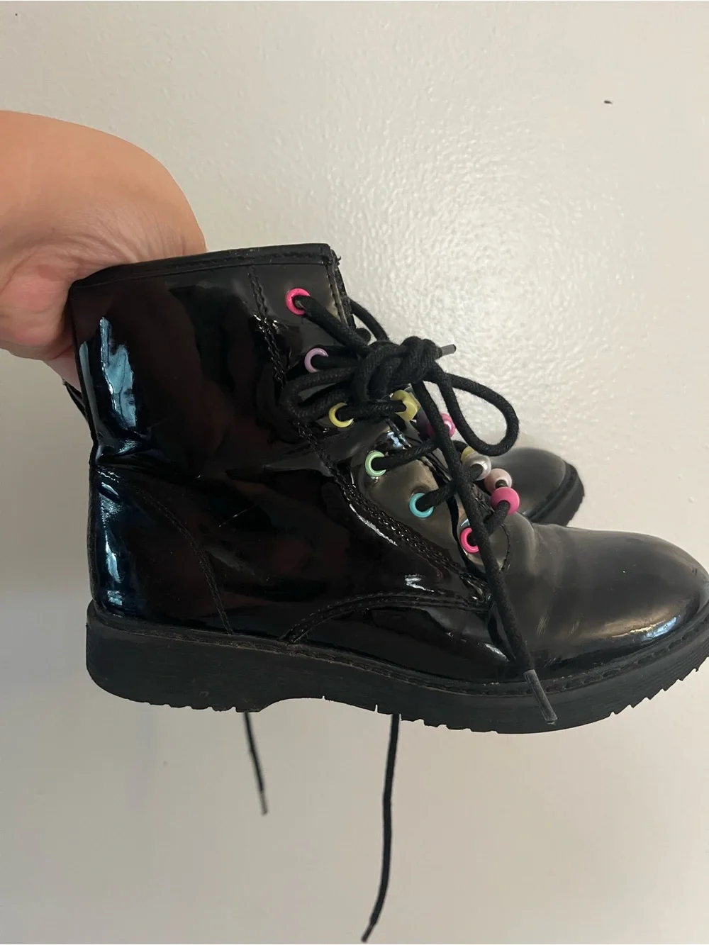 The Children’s Place Beaded Lace Up Boots Girls Size 2 Black